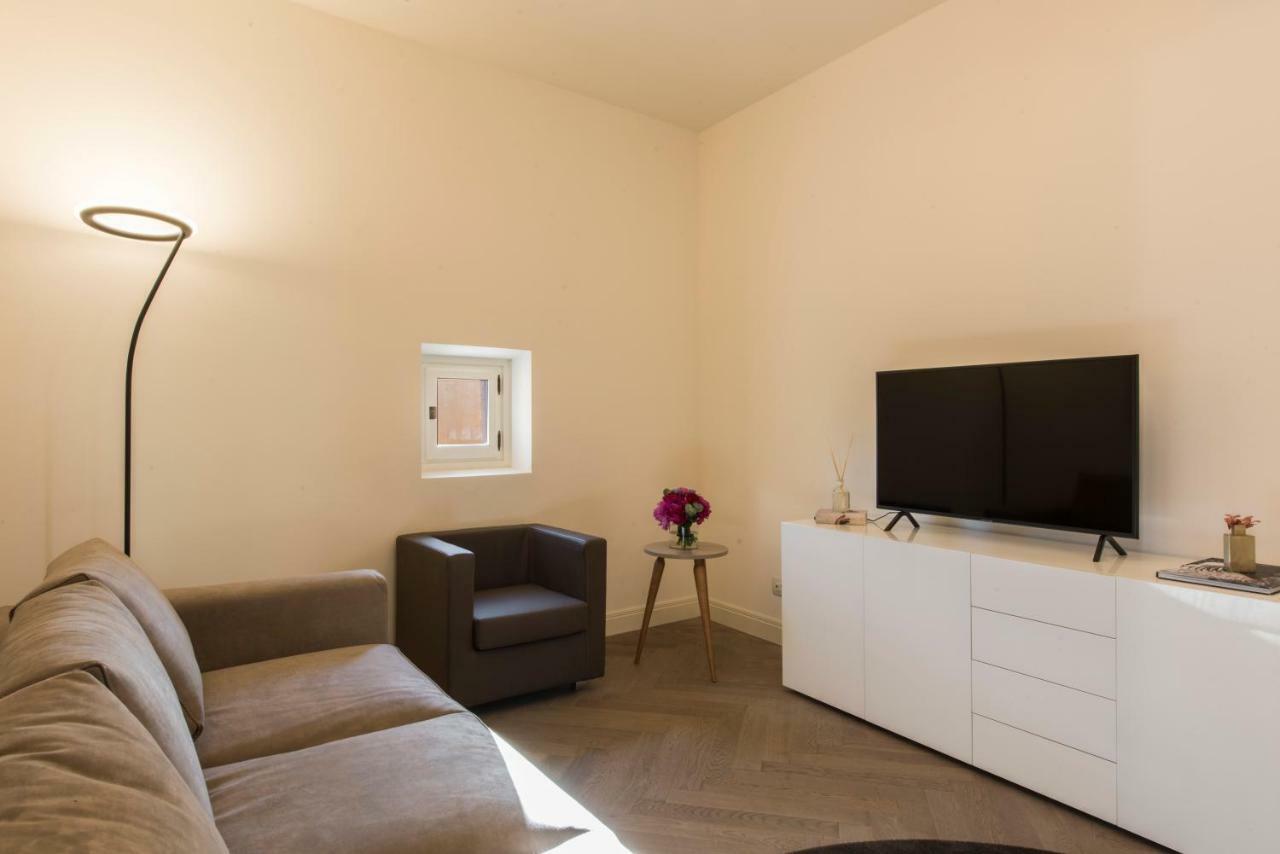 Apartments Florence - Duomo Contemporary Bagian luar foto